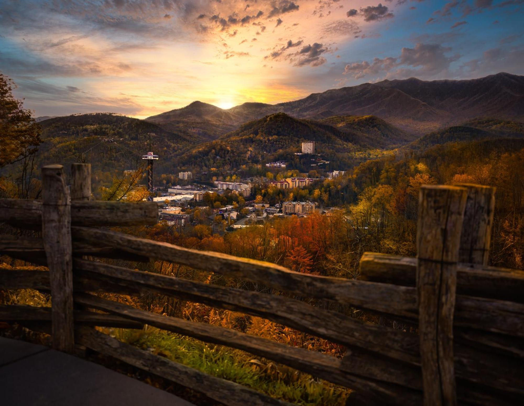 Papa Bear, Hot Tub, Wifi, 1089 Free Tickets Each Paid Day, Dollywood And More Sevierville Eksteriør billede